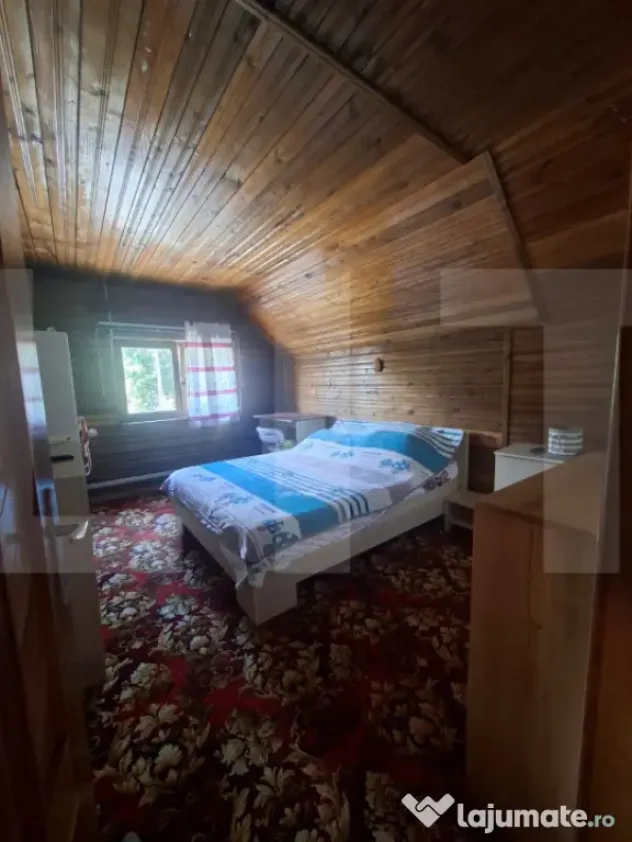 Casa spatioasa in Valcele, aproape de natura, teren 4500mp