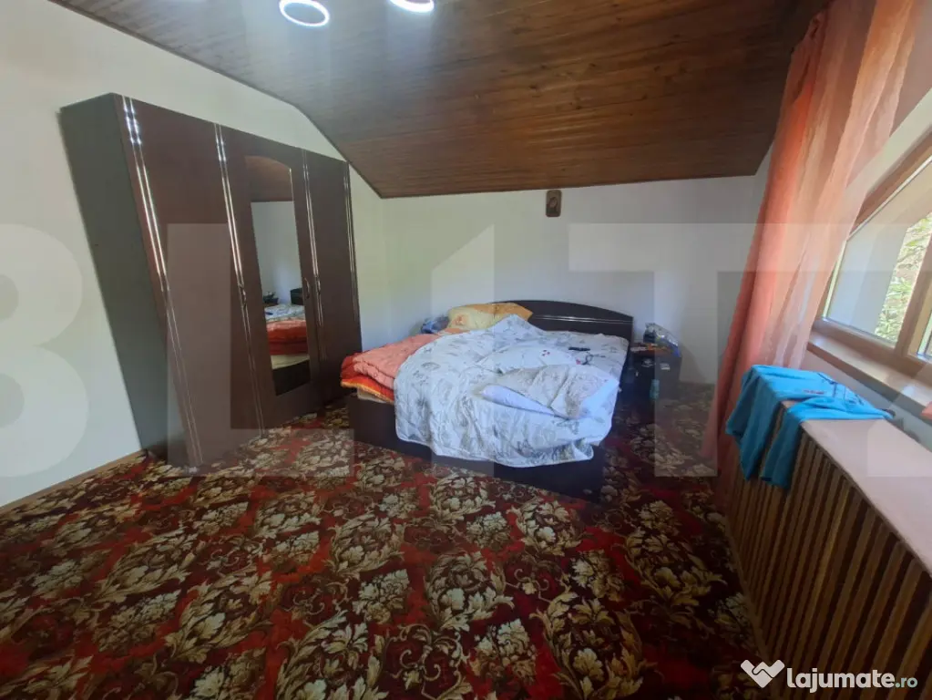 Casa spatioasa in Valcele, aproape de natura, teren 4500mp