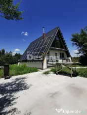 Vila in stil A-Frame, incalzire in pardoseala, panouri fotov 