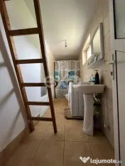Casă cu 3 camere și teren 1.140 mp toate utilitățile, an 
