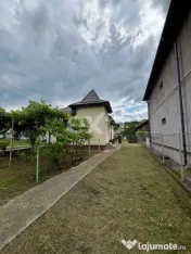 Casă cu 3 camere și teren 1.140 mp toate utilitățile, an 