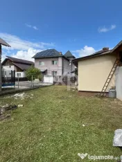 Casă cu 3 camere și teren 1.140 mp toate utilitățile, an 
