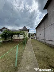 Casă cu 3 camere și teren 1.140 mp toate utilitățile, an