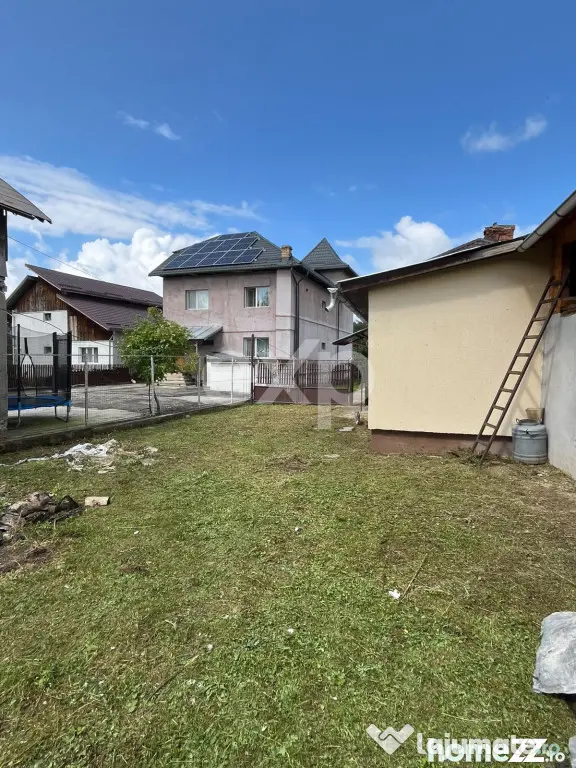 Casă cu 3 camere și teren 1.140 mp toate utilitățile, an - Pucioasa (Dambovita)