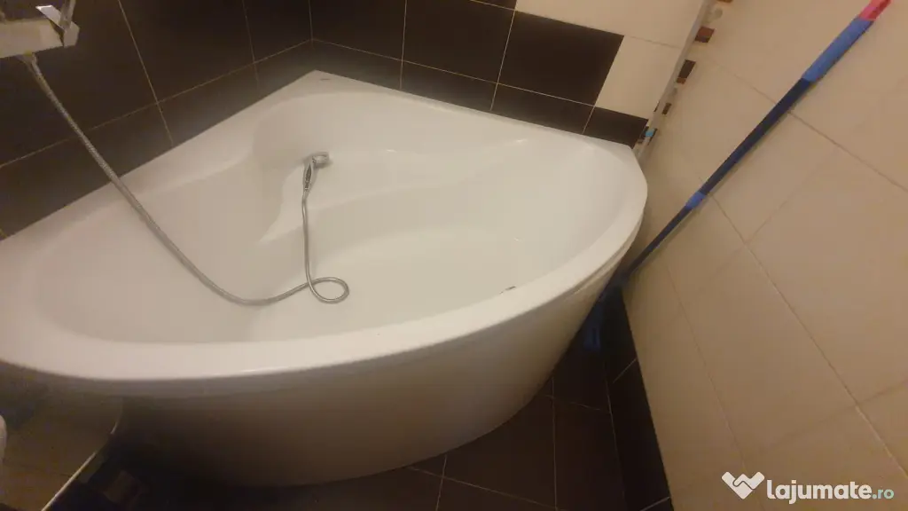 Cada pe colt utilizata