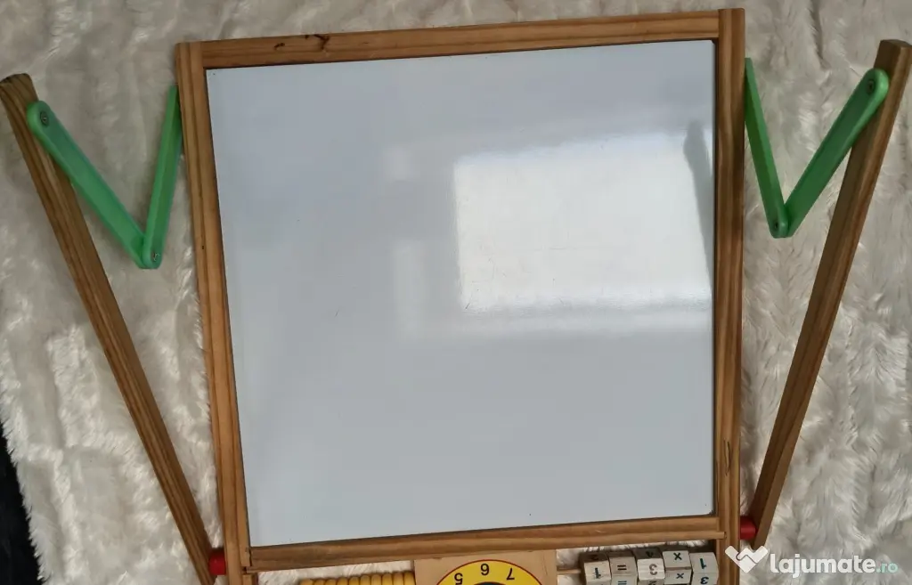 Tabla Educativa 2 in 1 din Lemn – Abac, Ceas si 2 Fete (Creta/Marker) - Ca Noua!