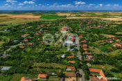 De vânzare: teren în centrul localității Ianova