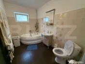 Casa de vanzare - 4 camere 