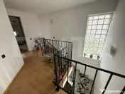 Casa de vanzare - 4 camere 