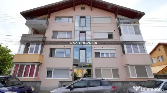De inchiriat: Apartament 3 camere elegant, zona de case, ...