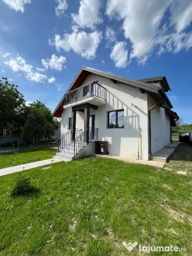 Casa 4 camere 2 bai Holboca teren 500mp