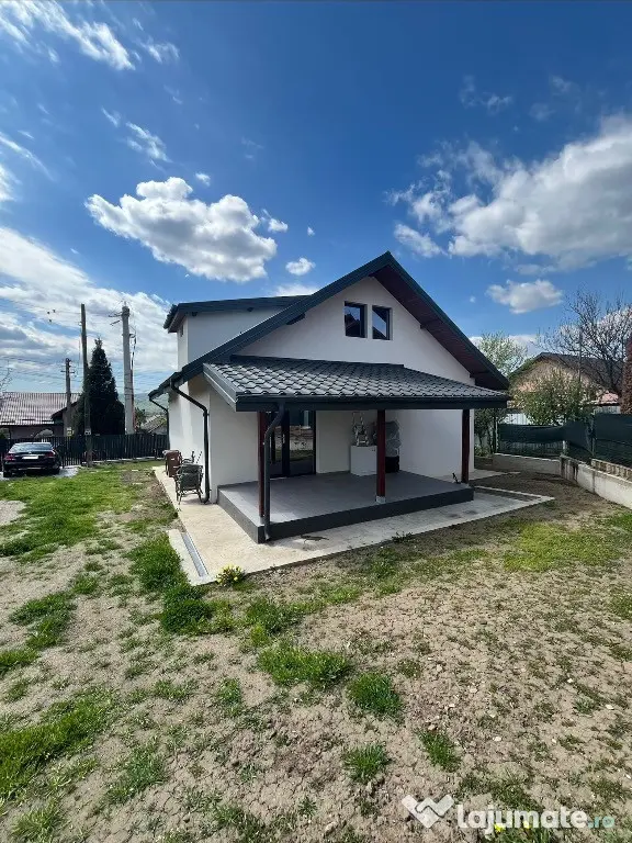 Casa 4 camere 2 bai Holboca teren 500mp
