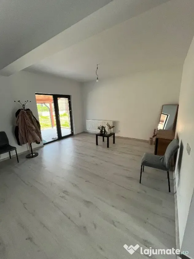 Casa 4 camere 2 bai Holboca teren 500mp