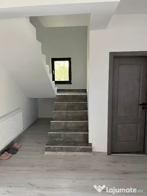 Casa 4 camere 2 bai Holboca teren 500mp