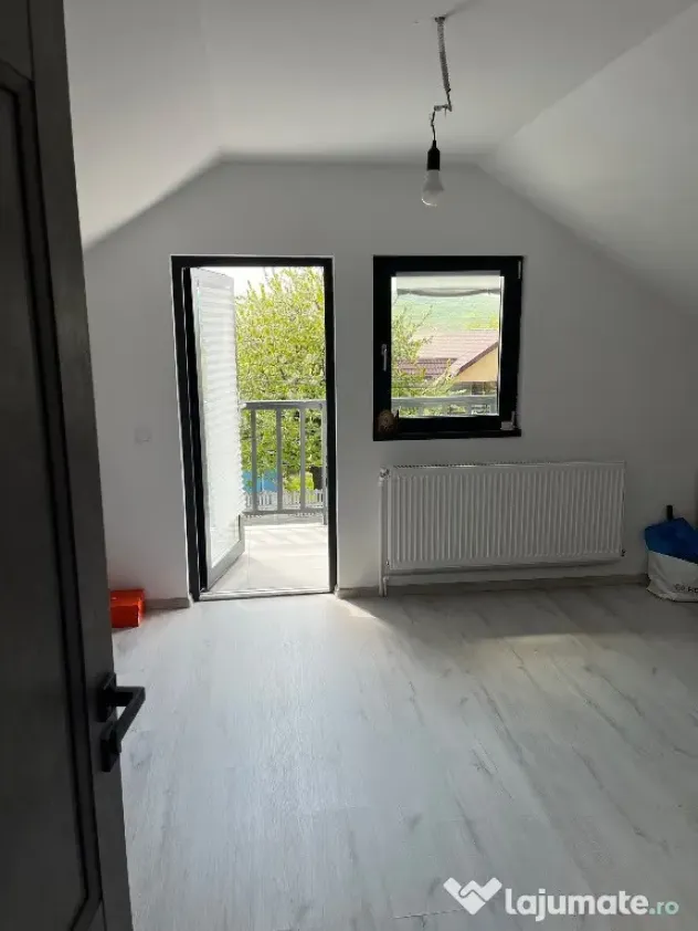 Casa 4 camere 2 bai Holboca teren 500mp