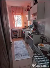 Garsoniera decomandata | Parter Inalt | Zona Tractorul 