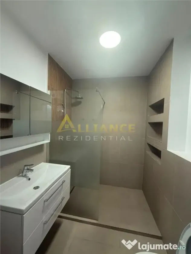 Metrou Berceni-Apartament 3 Camere-2 Bai 2 Parcari