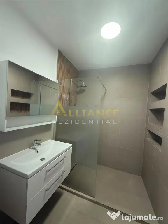 Metrou Berceni-Apartament 3 Camere-2 Bai 2 Parcari