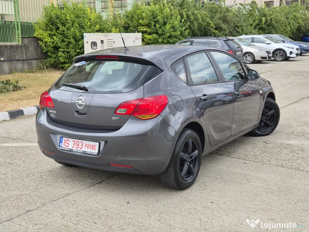 OPEL Astra 2011 — imagine 3