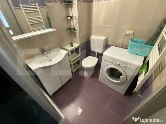 Apartament 3 camere, etaj 2, parcare, bloc cu lift, zona Edg
