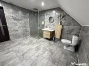 Casa de vanzare cu spatiu comercial, service auto si teren 3 