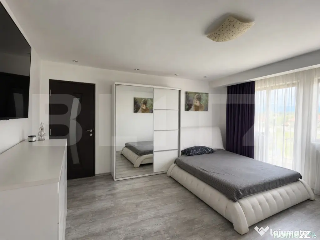 Casa de vanzare cu spatiu comercial, service auto si teren 3