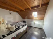 Casa de vanzare cu spatiu comercial, service auto si teren 3 
