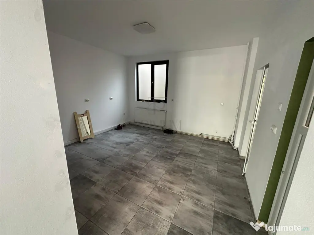 Spatiu comercial - centrala proprie - zona excelenta - aer c
