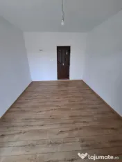 Inchiriez apart 4 camere Parneava - Str. Oituz ID:45325