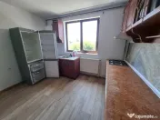 Inchiriez apart 4 camere Parneava - Str. Oituz ID:45325