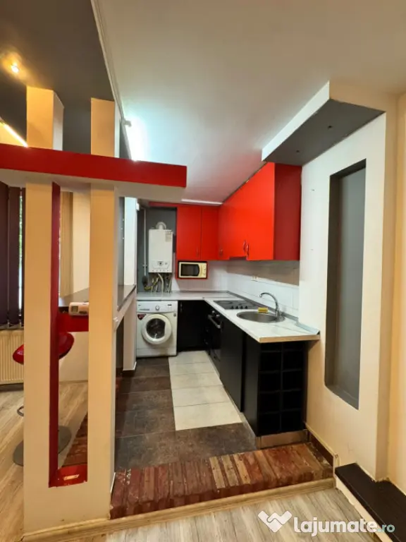 Garsonieră 28.50 mp, complet mobilată și utilată, zona S