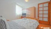 Casă + curte amenajată | 5 dormitoare, saună, sală sp...