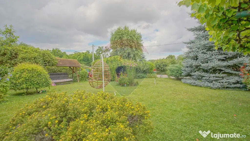 Casă + curte amenajată | 5 dormitoare, saună, sală sp...