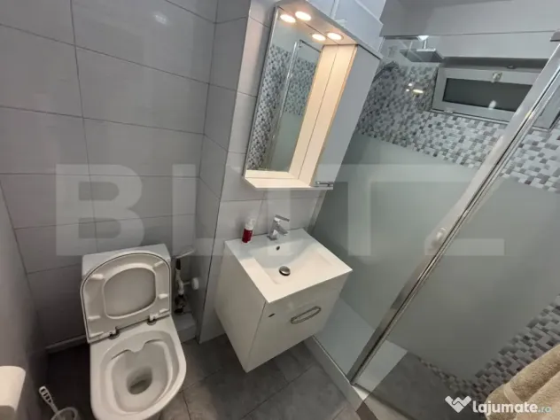 Apartament 3 camere decomandat, 72,1 mp, complet mobilat și