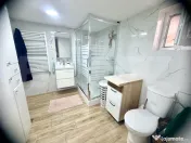 Proprietate cu două case, 145 mp, anexe si teren 1.300 mp, 