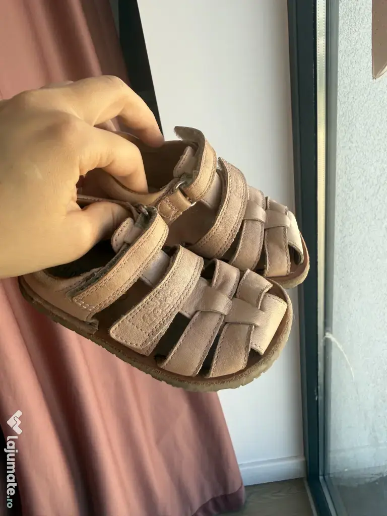 Sandale froddo flexy F roz marimea 24