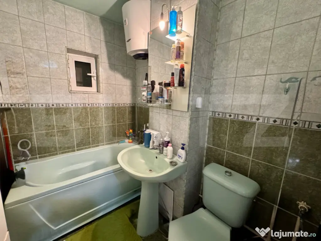 Apartament 2 camere semidecomandat - Cartier Rovine zona Pen
