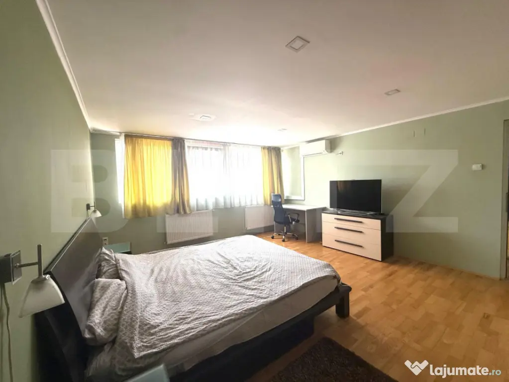 Apartament de vanzare, 140 mp, zona Ultracentral