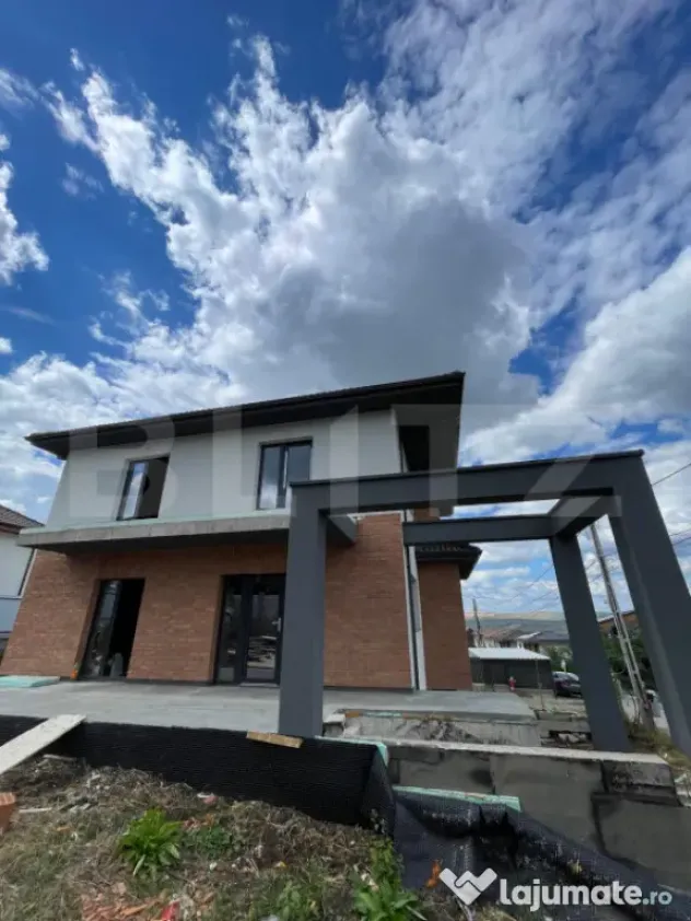 Casă individuală, 200 mp, zona Dezmir
