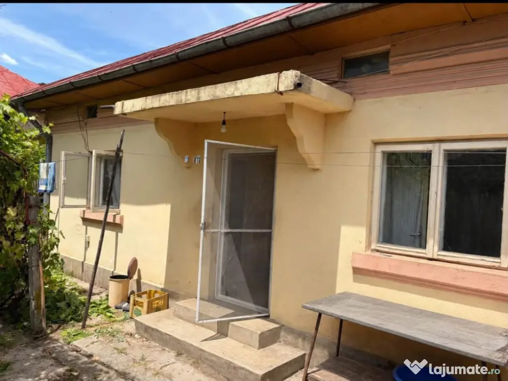 CASA SPATIOASA CU TEREN 1300MP, BALS OLT