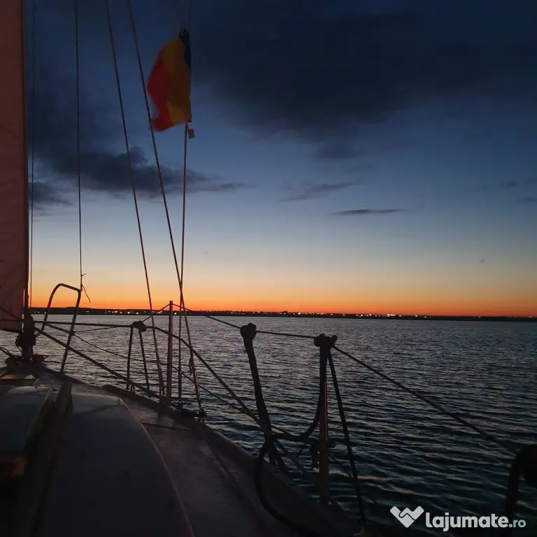 Vând Velier NEPTUN 22