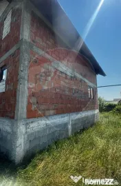 Casă / Vilă cu 6 camere de vânzare 