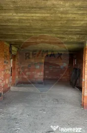 Casă / Vilă cu 6 camere de vânzare 