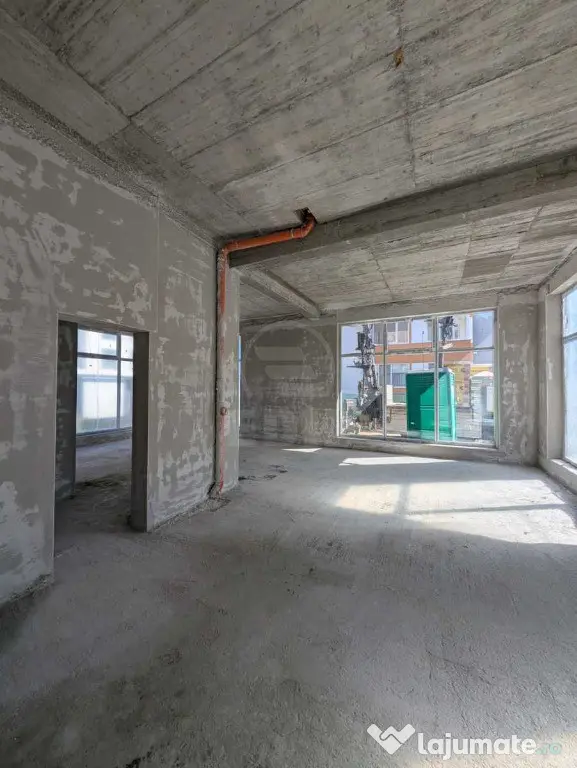 Inchiriere Spatiu comercial 2 incaperi; 100 mp; 1 baie CATANELOR