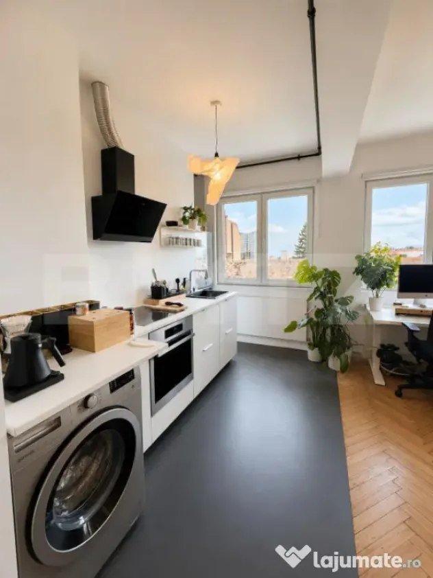 Apartament 2 camere, 49 mp, balcon, zona Semicentral