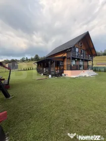 Casa de vacanta , 114 mp , 1080 mp teren, Vama, Bucovina