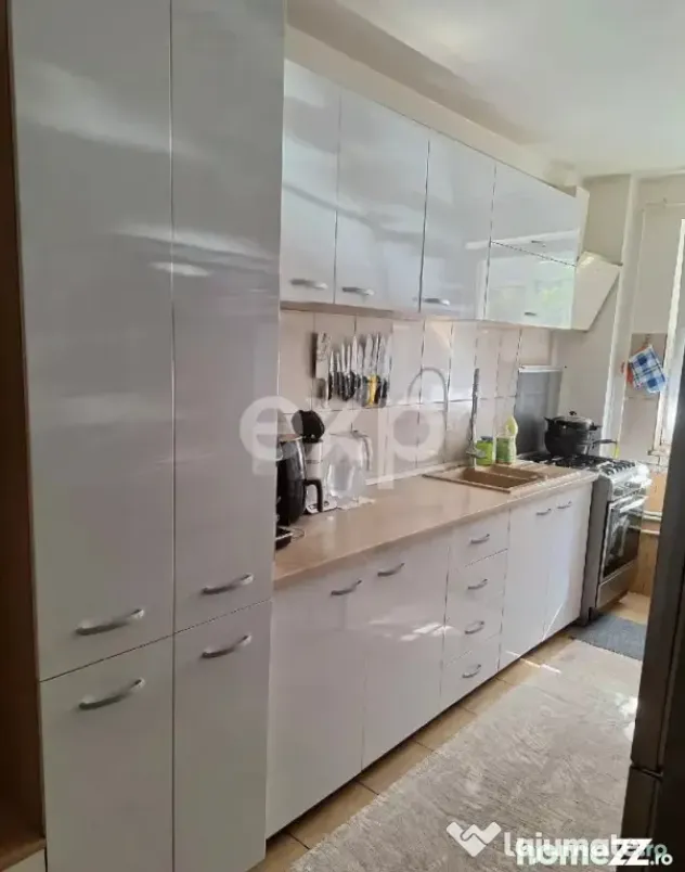 De vânzare apartament 2 camere decomandate, 60 m², str.Fer - Constanta (Constanta)