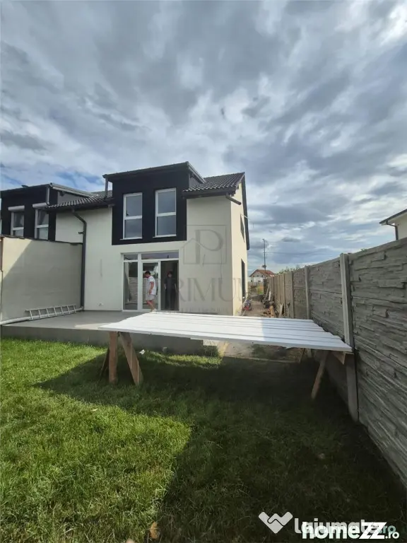 Duplex deosebit - zona buna - finisaje top - Mosnita Noua (Timis)