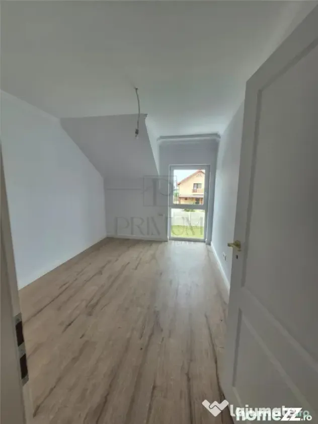 Duplex deosebit - zona buna - finisaje top - Mosnita Noua (Timis)