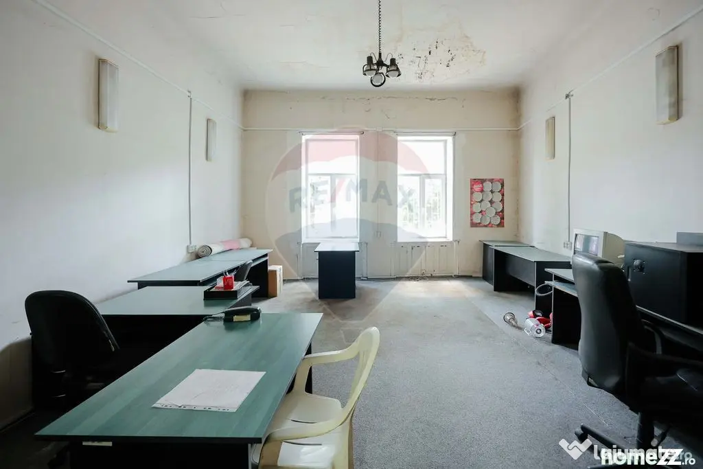 Apartament de vânzare cu 3 camere, str. Cuza Vodă, ultr... - Oradea (Bihor)